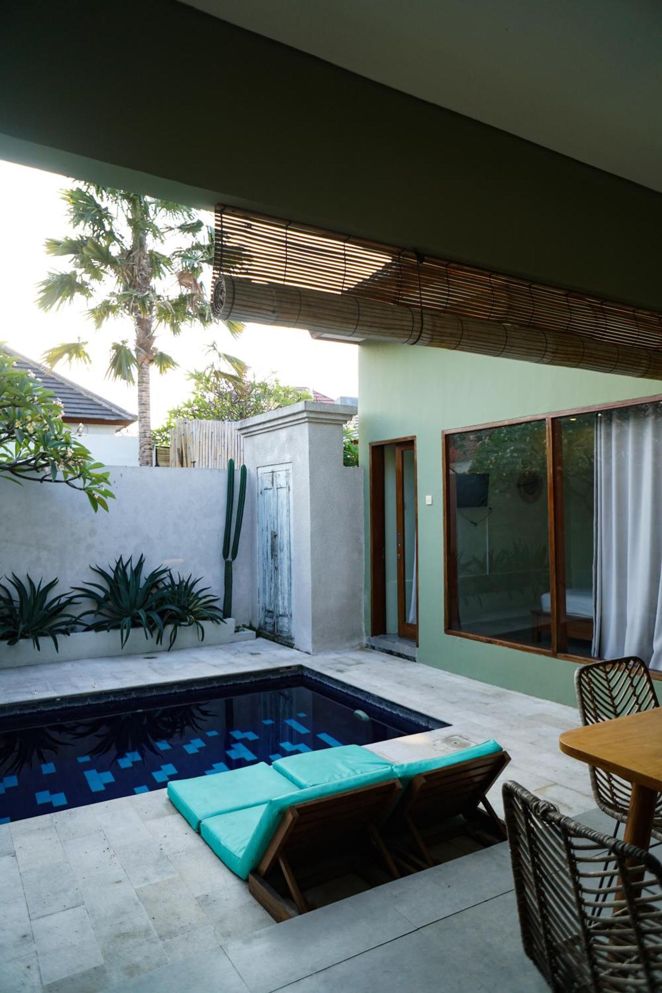 Kiki Village Bathtub And Living Room Canggu Buitenkant foto